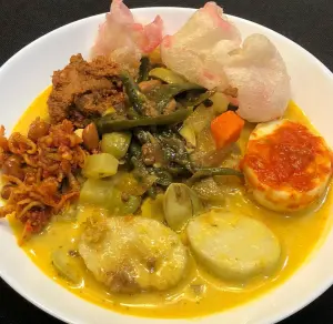 LONTONG SAYUR MEDAN Dapur Rasa Kita