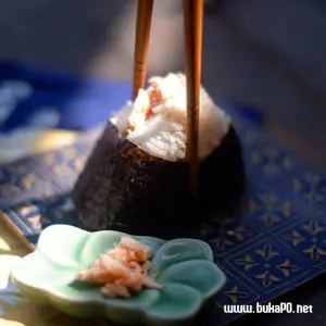 SALMON-ONIGIRI-(By-Peter-Harjadi)