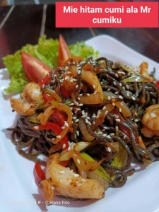 mie-hitam-cumi-ala-mr-cumiku