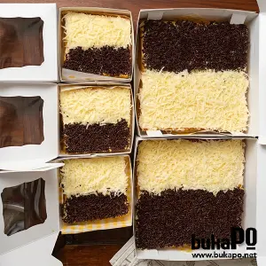 BOLU POTONG TOPPING Kayumanis Classic Cake