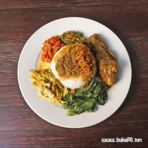 nasi ayam rendang