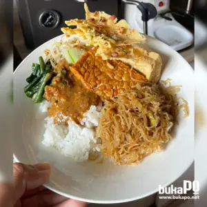 PECEL MALANG Antara Kaca Coffee