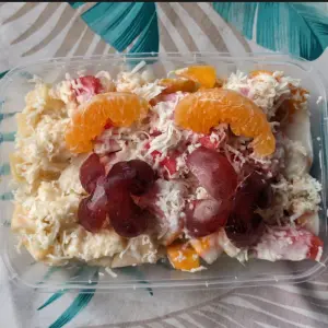 SALAD BUAH UK 650ML Green Bites