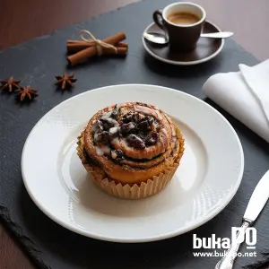 AUX RAISINS CINNAMON ROLL Maison Zimt